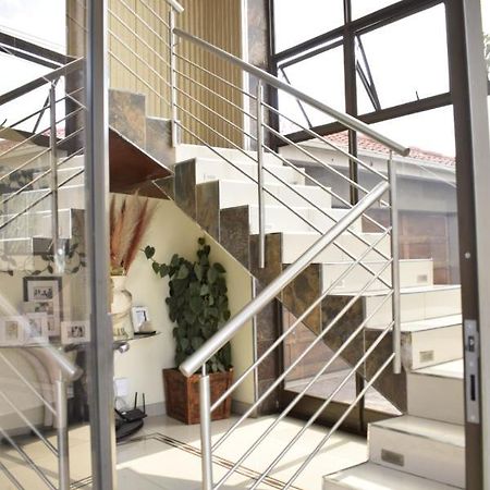 ヨハネスブルグLalela Houseアパートメント エクステリア 写真