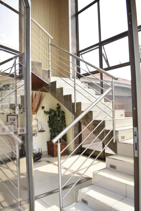 ヨハネスブルグLalela Houseアパートメント エクステリア 写真