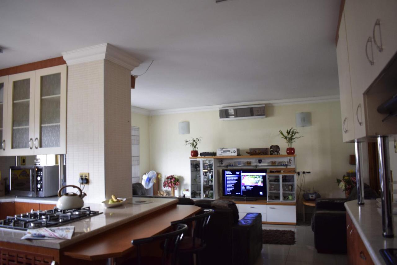 ヨハネスブルグLalela Houseアパートメント エクステリア 写真